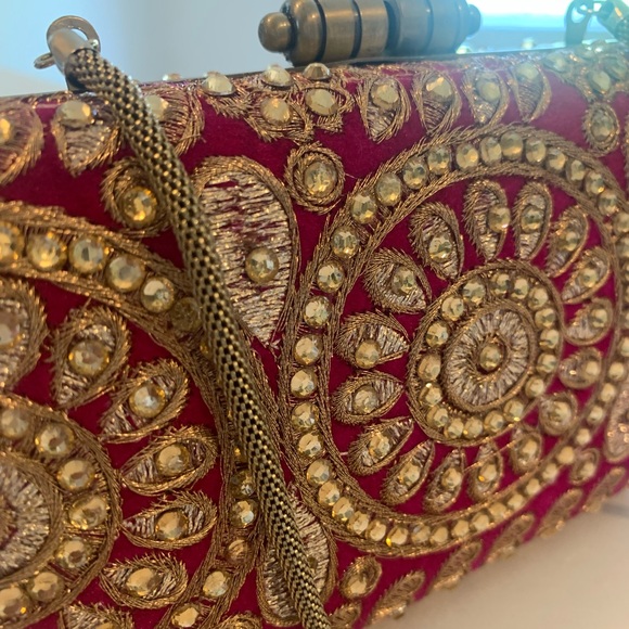 Purse/Clutch - Picture 9 of 9